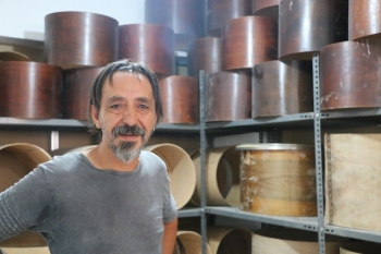 (Özel) Asma Davulun Son Çırağı Mesleğini Ayakta Tutmaya Çalışıyor
