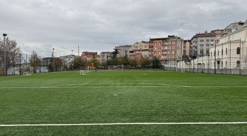 ABİDE-İ HÜRRİYET FUTBOL SAHASI BAŞTAN SONA YENİLENİYOR