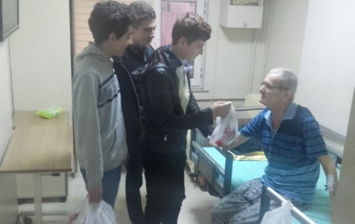 BAYRAMPAŞALI ÖĞRENCİLERDEN ÖRNEK DAVRANIŞ