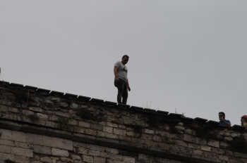 Bozdoğan Kemeri’Nde İntihar Girişimi
