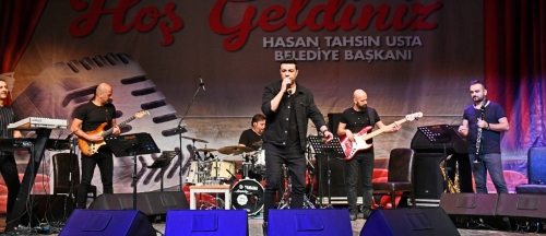 Burak Kut Gaziosmanpaşalı Hayranlarıyla Buluştu