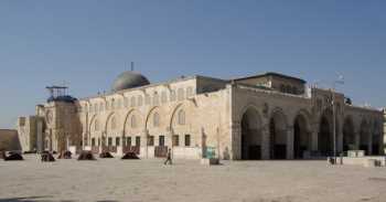 Cuma'ya 45 yaş sınırı