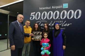 Cumhurbaşkanı Erdoğan: "“Medeniyetler Tarihini İslam Medeniyetini Görmezden Gelerek Yazmak Mümkün Değildir"
