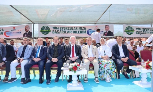 Cumhuriyet Tarihinde Bir İlk! Uluslararası Sultangazi Belediyesi Geleneksel Karakucak Güreşleri İstanbullularla Buluştu