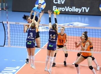 Eczacıbaşı Vitra, Liderliği Garantiledi
