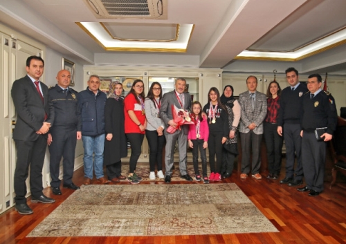 Emniyet Müdürü Çalışkan Engelli Çocuklarla Buluştu