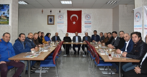 Faik Tunay, Trabzonlular Derneğini ziyaret etti