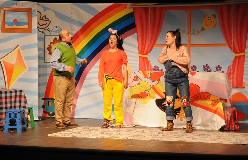 Gaziosmanpaşalı Çocuklar Tiyatro Gösterileriyle Eğlenerek Öğreniyor