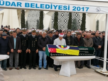 Hint Okyanusu’Nda Öldürülen Kaptan Bora Ekşi Son Yolculuğuna Uğurlandı
