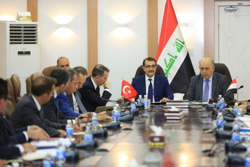Irak-Türkiye arasında yeni petrol hattı gündemdePaylaş: