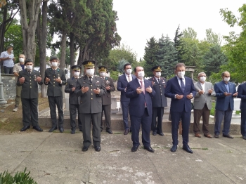 İstanbul’Un İşgalini Kırmak Üzere Şehre İlk Giren Ordu Komutanı Şükrü Naili Paşa Kabri Başında Anıldı
