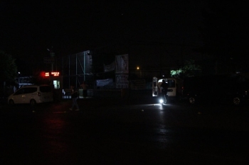 Kağıthane’De İki Grup Arasında Bıçaklı Ve Silahlı Kavga: 1’İ Ağır 6 Yaralı
