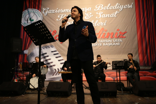 Murat Doğru İlahilerle Gönülleri Mest Etti