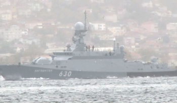 Rus Savaş Gemisi İstanbul Boğazı’Ndan Geçti
