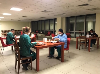 Sağlık Çalışanlarına Sıcak Çorba İkramı
