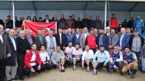 Sultangazi Belediyesi 7. Geleneksel Atlı Cirit Müsabakaları Sonuçlandı