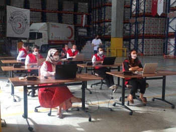 Türk Kızılay’Indan “Bağış Ve Dayanışma” Gecesi
