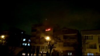 Tuzla’Da Apartman Dairesi Alev Alev Yandı
