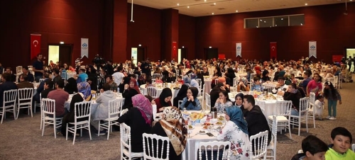 YETİMLER  İFTAR PROGRAMINDA  BULUŞTU