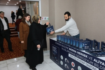 ‘Dünden Bugüne Bosna-Hersek Ve Aliya İzzetbegoviç’ Sempozyumu’Nun Sonuçları Kitap Haline Geldi
