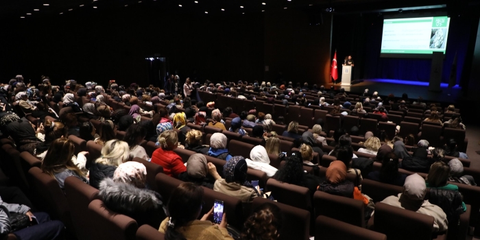 "En İyi Narkotik Polisi; Anne" semineri