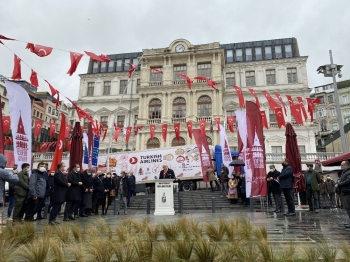 ‘Hediye Karavanı’ Çocuklar İçin Beyoğlu’Ndan Yola Çıktı
