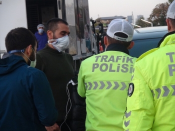 (Özel) Cipiyle İstanbul Turuna Çıkan Korona Virüslü, Trafik Polisine Yakalandı
