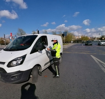 (Özel) İzin Belgesini Unutan Market Çalışanı Ceza Yedi
