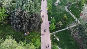 (Özel) Yasağa Rağmen Maçka Parkı’Na Giden Vatandaşların Yoğunluğu Havadan Görüntülendi
