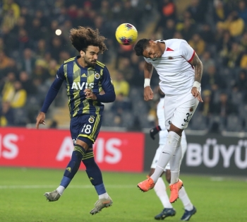 (Özel Haber) Fenerbahçe’Nin Sadık Çiftpınar’A Güveni Tam
