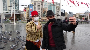 (Özel Haber) Güvercinlerin Ağabeyi Kısıtlama Günlerinde Kuşları Unutmadı
