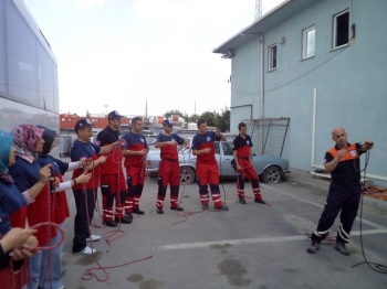 ’Yerel Afet Gönüllüleri’Ne Eğitim
