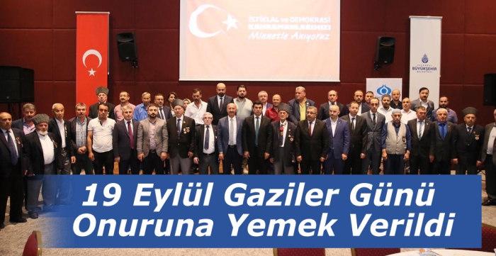 19 Eylül Gaziler Günü Onuruna Yemek Verildi