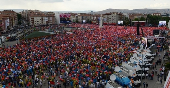 AK Parti Ankara mitinginde kaç kişi vardı?