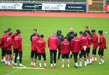 A Milli Futbol Takımı, Rusya Maçının Hazırlıklarına Başladı
