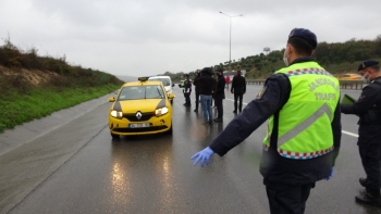 Araçlar Durdurulup Sürücüler Korona Virüs Kurallarına Karşı Uyarıldı
