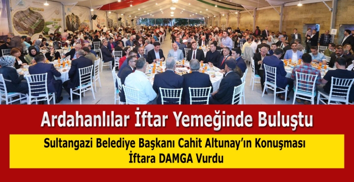 Ardahanlılar İftar Yemeğinde Buluştu