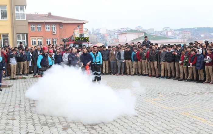 Arnavutköy’de Afet Tatbikatı Yapıldı 