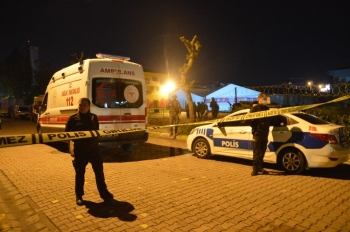 Avcılar’Da Boş Arazide Emekli Polis Memuru Silahla İntihar Ederek Yaşamına Son Verdi
