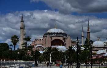 Ayasofya, Kararı Bekliyor
