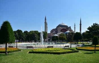 Ayasofya’Da Karar Bekleniyor
