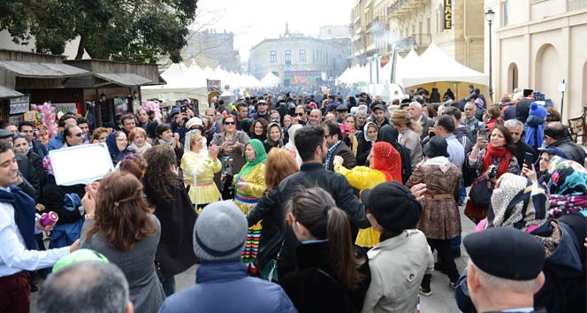 Azerbaycan’da Nevruz coşkuyla kutlanıyor