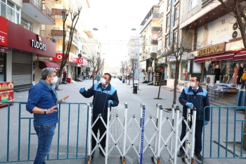 Bağcılar’In En İşlek Cadde Ve Meydanları Yayalara Kapatıldı
