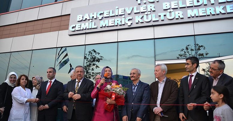 Bahçelievler'de Cemil Meriç Kültür Merkezi açıldı