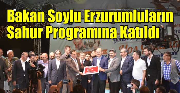 Bakan Soylu Sultangazi'de sahur programına katıldı