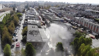 Başakşehir Atatürk Sanayi Sitesi’Nde Korkutan Yangın
