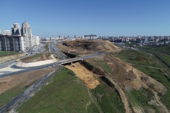 Başakşehir Şehir Hastanesi’Nin Açılışa 3 Gün Kala Yolları Ortaya Çıktı
