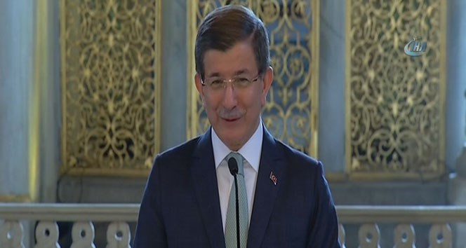 Başbakan Davutoğlu Ayasofya Müzesi'nde