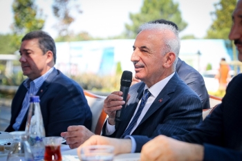 Başkan Yıldırım, Dostlar Bahçesi Projesi İçin Konsoloslarla Buluştu
