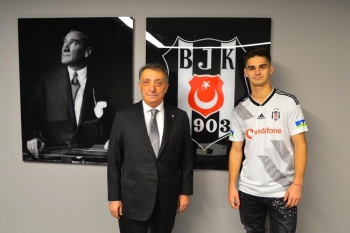 Beşiktaş, Hasic İle 4.5 Yıllık Sözleşme İmzaladı
